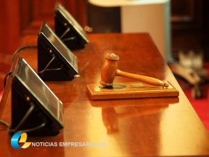 Profesiones a desarrollar en un juicio con Master D y su preparación de oposiciones
