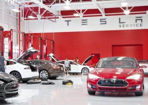 Vozpópuli informa sobres la reducción de plantilla de Tesla